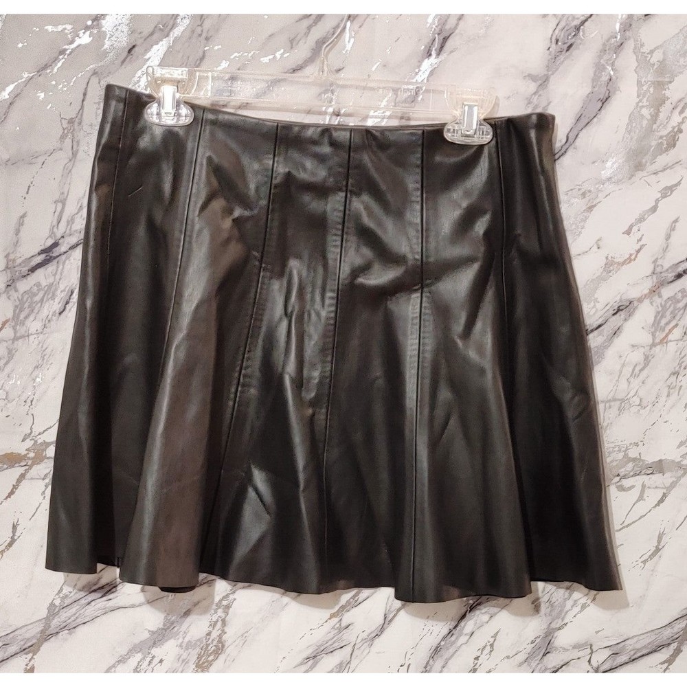 Zara black faux leather short skirt